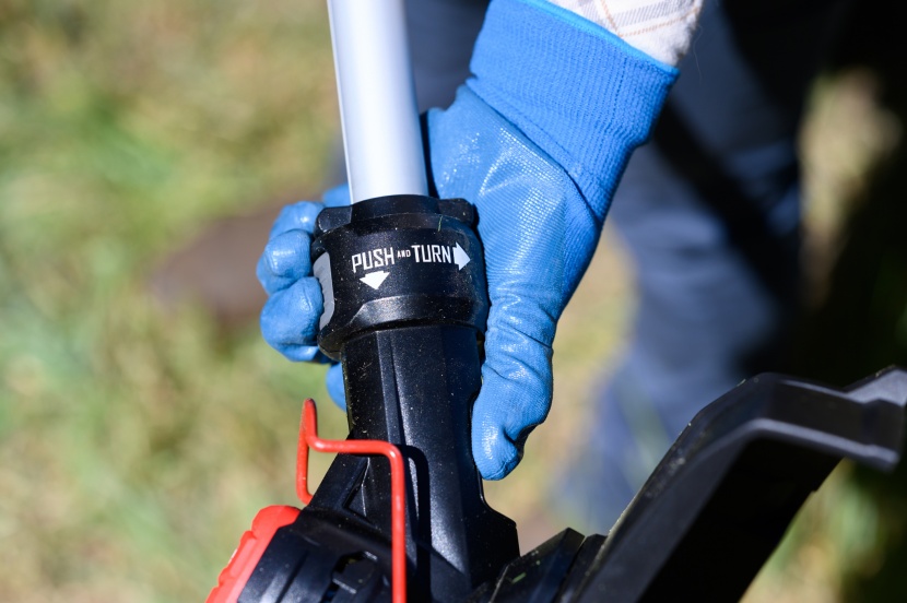 string trimmer - a pivoting head significantly increases the ergonomics when...