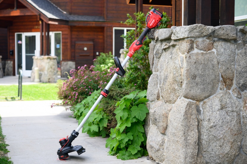 craftsman v20 weedwacker - this trimmer has solid performance at a great price.