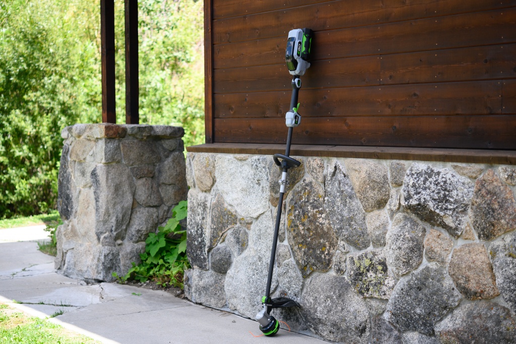 ego power+ 15-inch string trimmer with powerload - this model features a carbon fiber shaft, making it very strong...