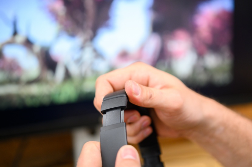 bose quietcomfort 35 ii gaming headset - this headset lacks adjustment markers but is still very easy to make...