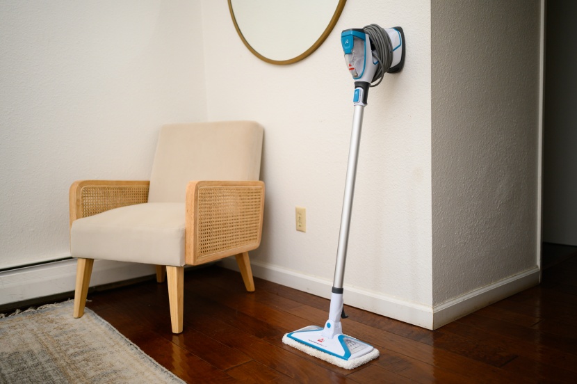 steam mop - it&#039;s hard to find fault with the maneuverability of the super narrow...