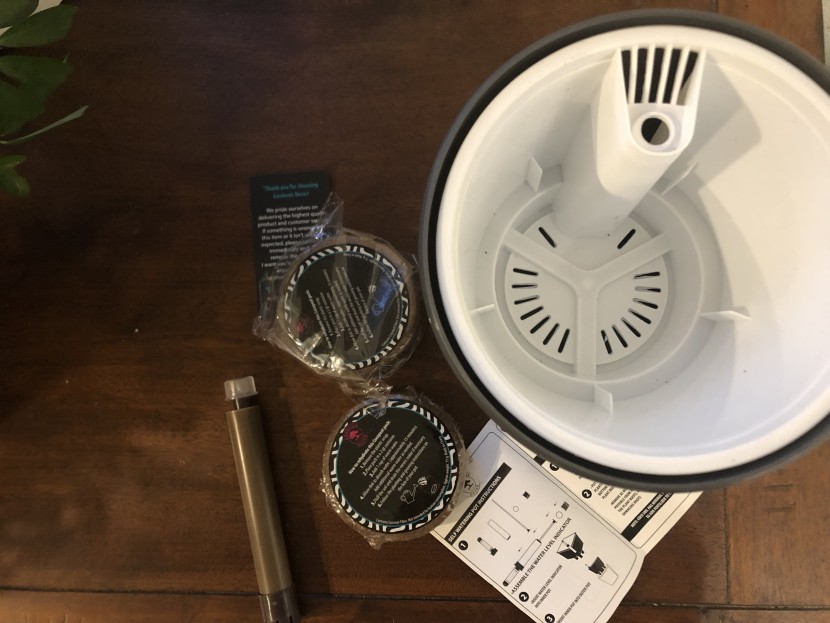the cyclone 7" planter comes with instructions for assembly and...