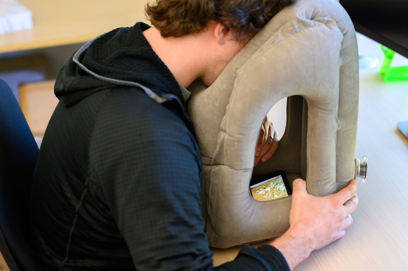 travel pillows - the open-air design of the sunany inflatable pillow provides a bit...