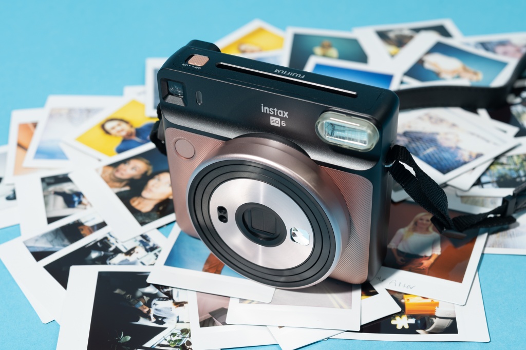 Instax Square SQ6: a review of Fujifilm's first fully analogue