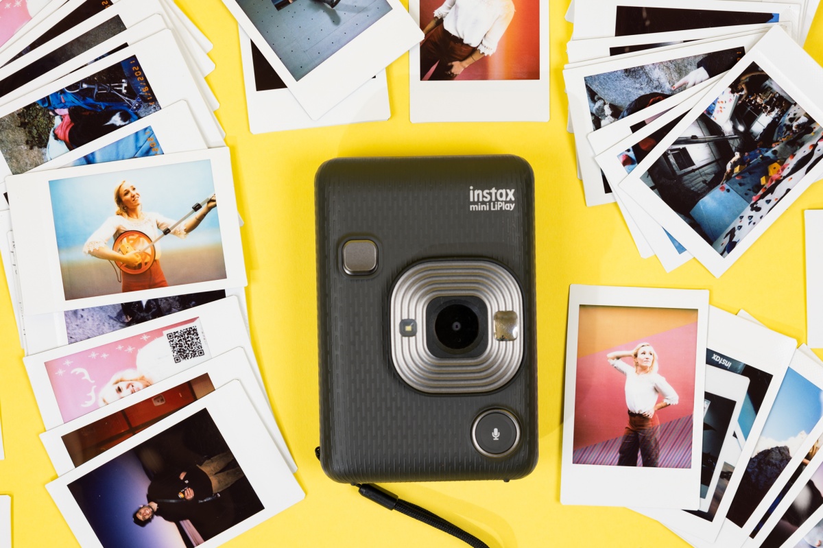 How to Find the Right Instant Camera