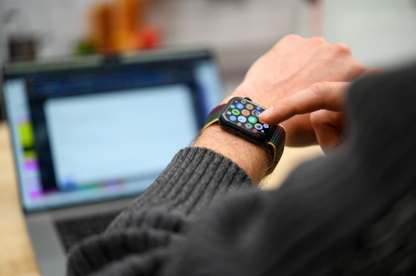 apple watch series 7 - incredible app selection and performance help make this one of the...