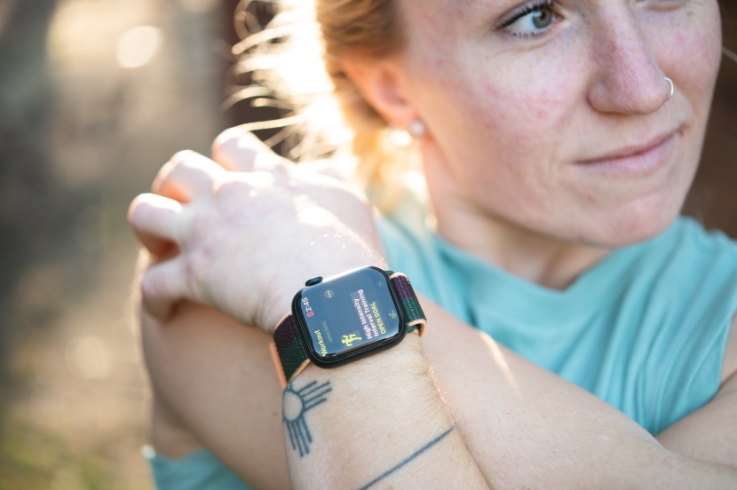 apple watch series 7 - a high-quality display makes it easy to read in bright light and...