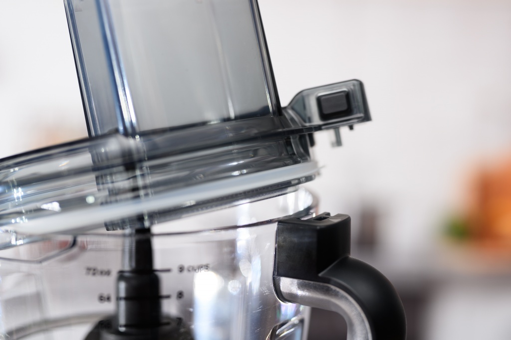 Power Chef® System. Our most efficient food processor blends