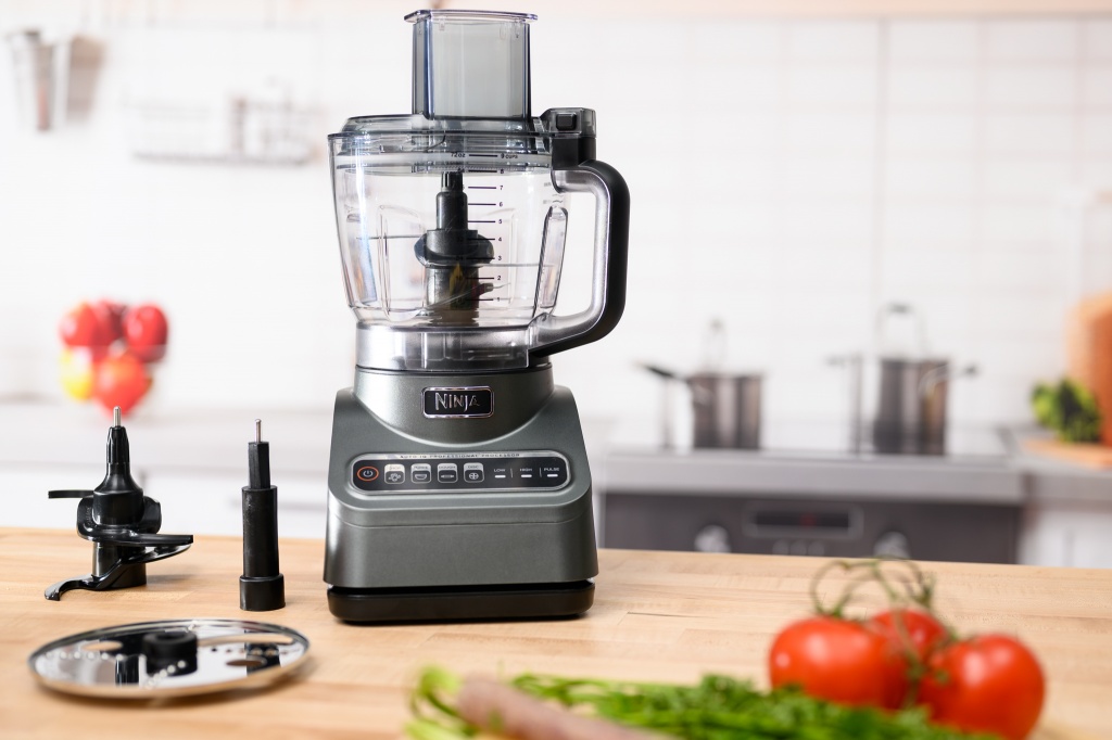 Food processor comparison lm which one is better? Ninja or