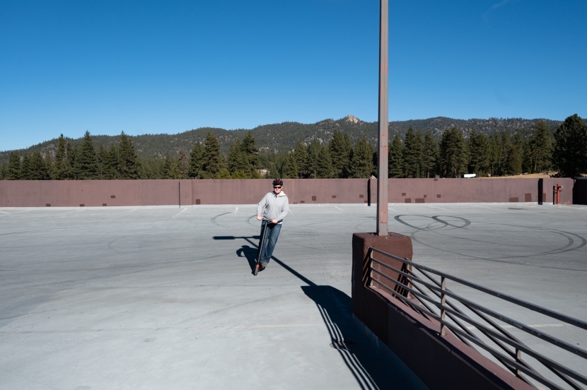 segway ninebot kickscooter es1l - with solid tires and minimal front suspension, this scooter works...