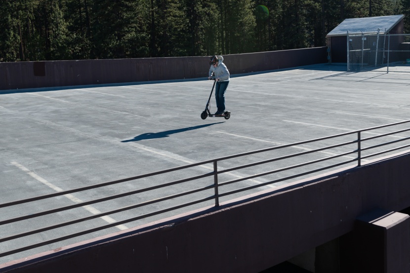 segway ninebot kickscooter es1l - with a top measured speed of just 12 mph, the es1l isn&#039;t very...