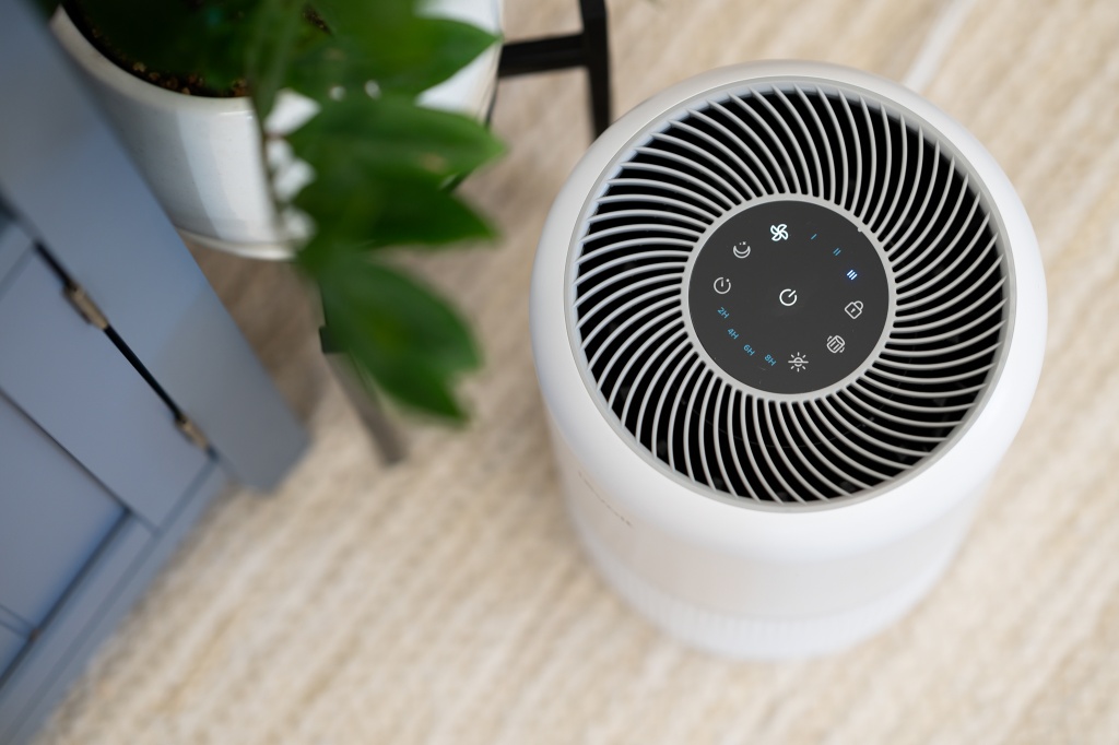 Levoit core 300S Air purifier review! The product every house needs! Life  in United Kingdom 