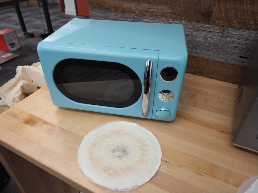 galanz 0.7 retro - the galanz didn&#039;t impress in our heat map.