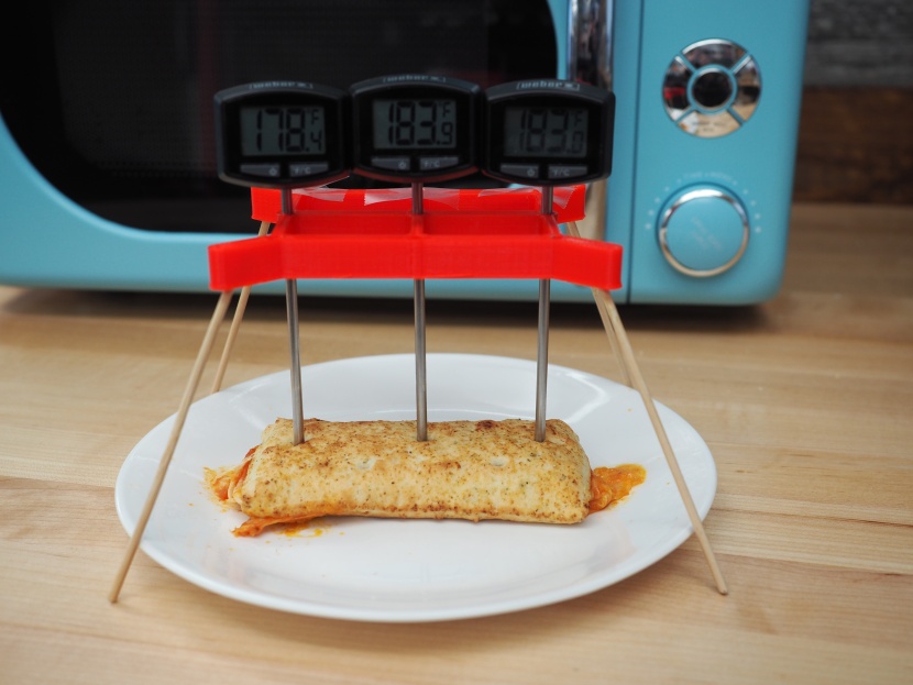 galanz 0.7 retro - there was minimal temperature variation across the hot pocket.