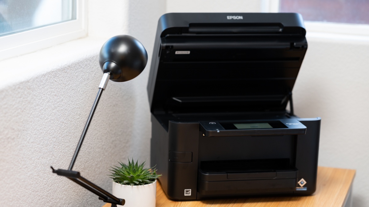Epson Workforce Pro WF-4820 Review (You can prop open the lid of the Epson WF-4820, which makes scanning even large items like text books quick and easy.)