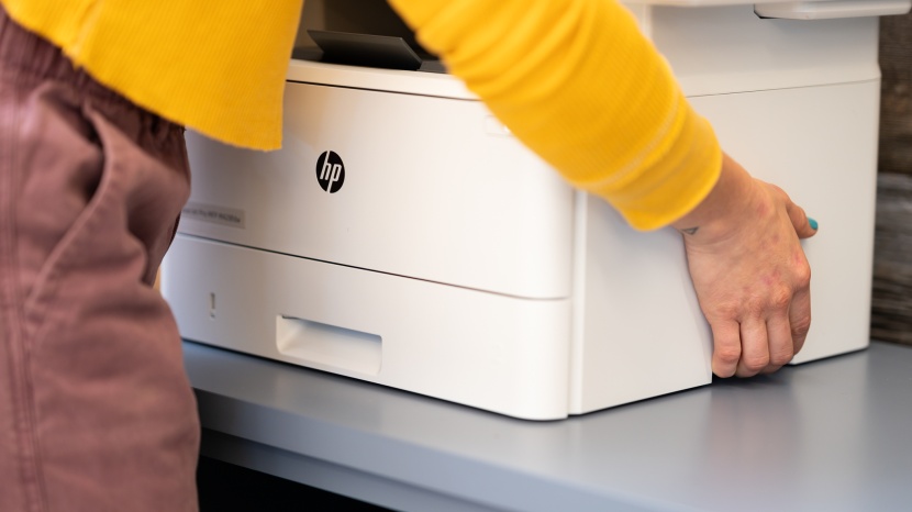 hp laserjet pro m428fdw - you can see here just how cumbersome this machine is to move around.