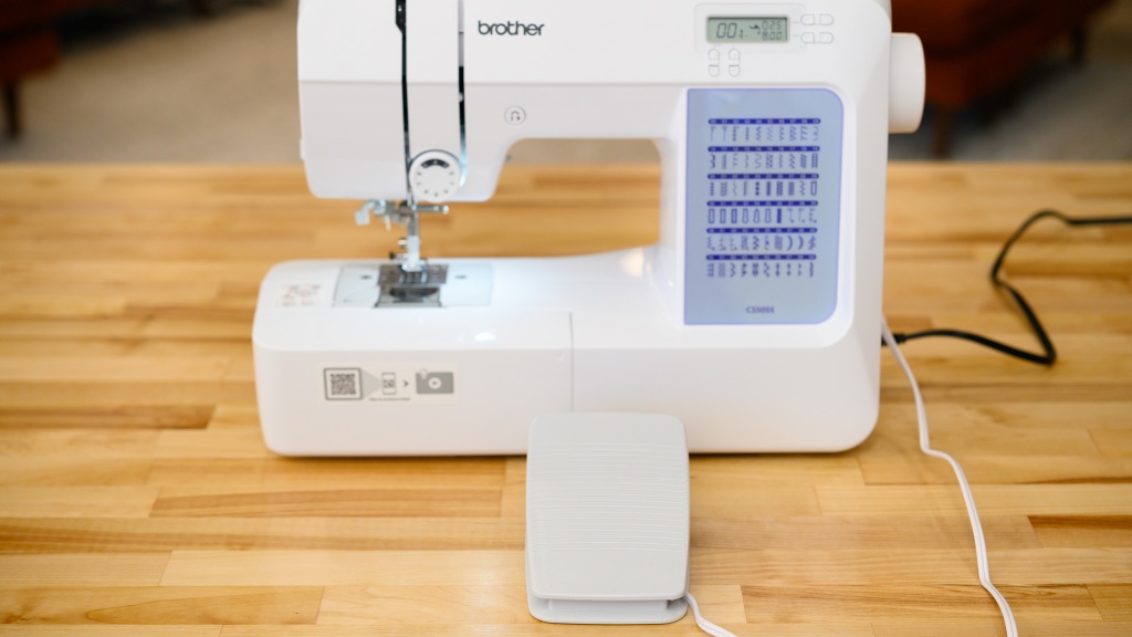  Brother CS5055 Computerized Sewing Machine, 60 Built-in  Stitches, LCD Display, 7 Included Feet, White : Everything Else