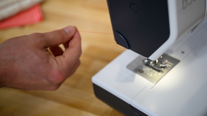 bernette 35 - the needle-threader and thread cutter were both easy to use.