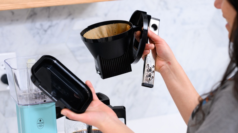 technivorm moccamaster kbgv select - there are many components to consider when cleaning the moccamaster.