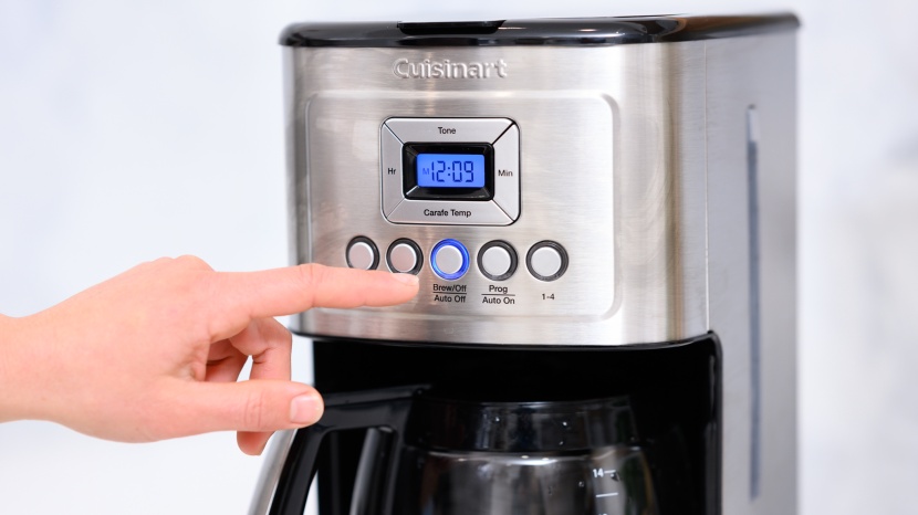 cuisinart 14-cup programmable - the brushed stainless steel finish took a bit of elbow grease to get...