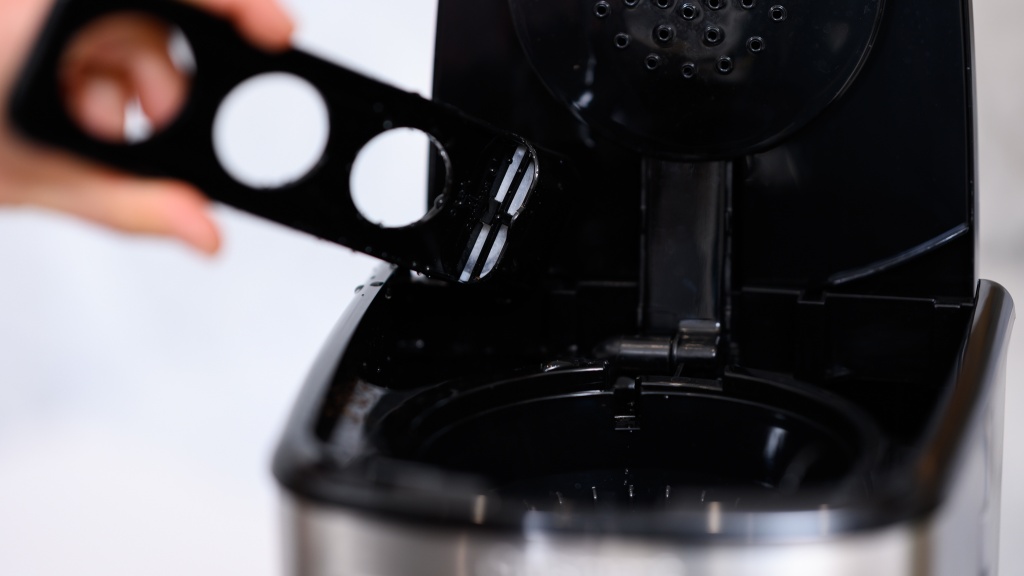 Cuisinart 14-Cup Programmable Coffeemaker Review