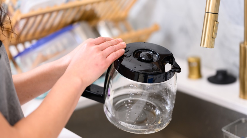 cuisinart 14-cup programmable - the carafe has a removable lid for cleaning, and we love that it is...