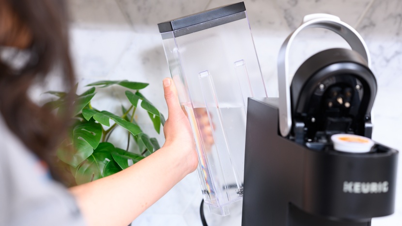 keurig k-slim - the keurig k-slim has a removable water tank  for easy filling.