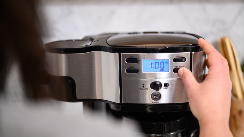 hamilton beach 2-way - this brewer offers a variety of easy to use brew features, including...