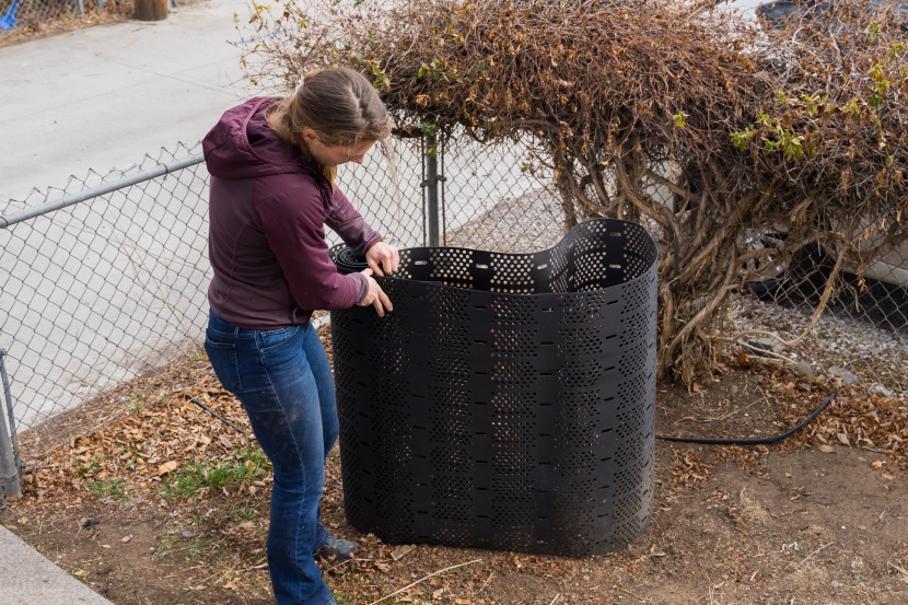 compost bin - this large plastic fence is easy to assemble, but it&#039;s flimsy, and...