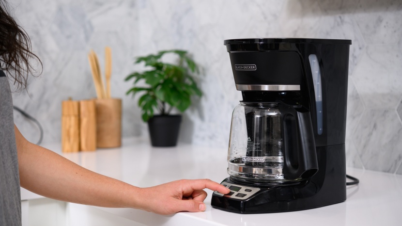 black+decker 12-cup programmable - the outside of the 12-cup is a little tricky to keep clean, with...