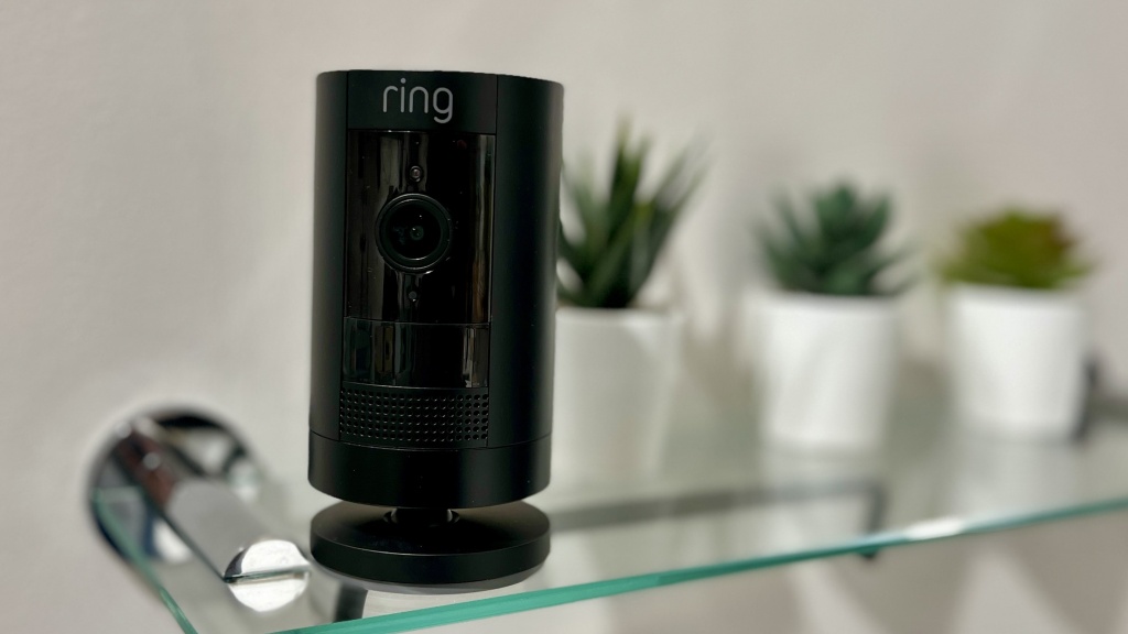 ring stick up cam battery