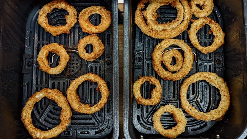 instant vortex plus xl - the onion rings are somewhat crunchy but not to our liking.