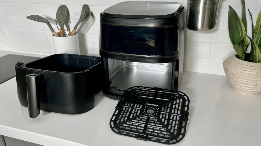 dreo pro max - the pro max is sleek but its performance is lacking.