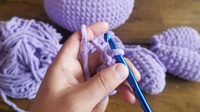 crochet kit - the bcmrun has some of the largest hook sizes, allowing you to...