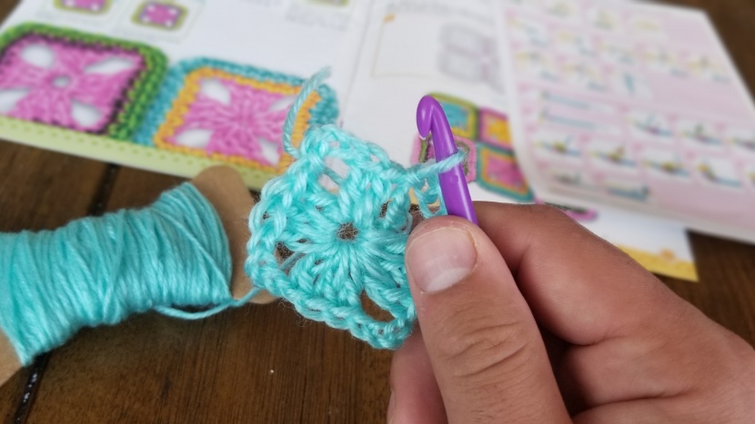 crochet kit - we didn&#039;t like these plastic short and stubby hooks all that much.