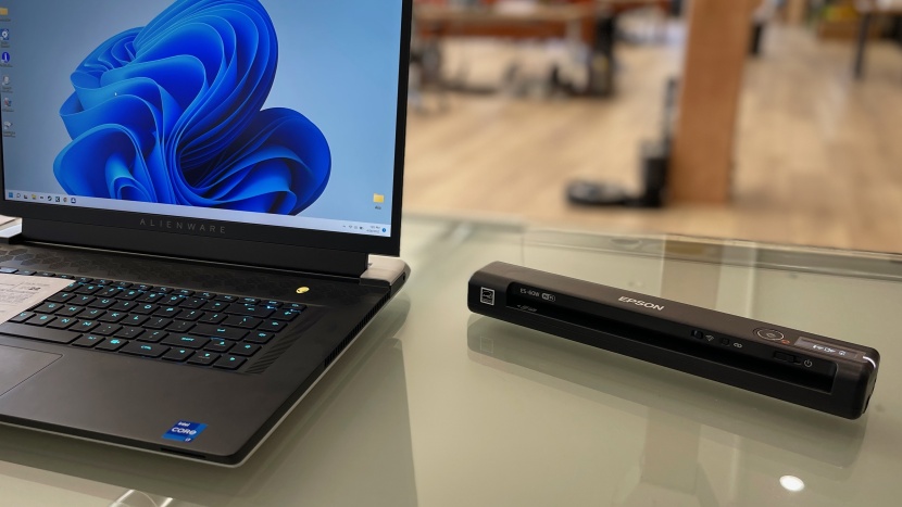 epson workforce es-60w - the epson workforce es-60w is a convenient scanner that punches...