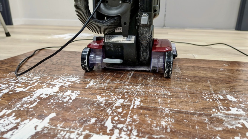 hoover windtunnel max - the windtunnel max did a poor job of lifting flour from a hard...