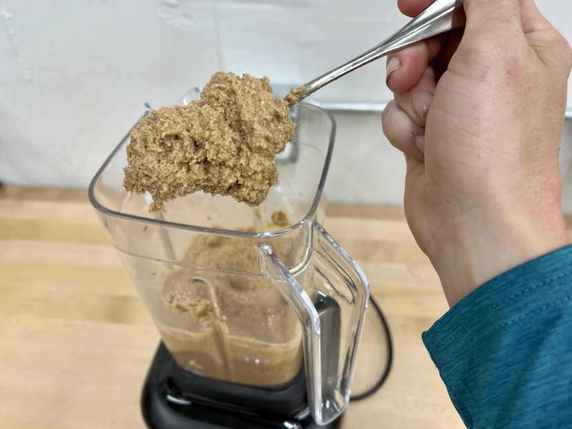 kitchenaid k150 3 speed ice crushing blender - the nut butter is a little dry and grainy.