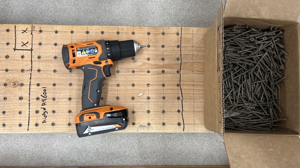 ridgid r86001 - the ridgid drives deck screws with ease.