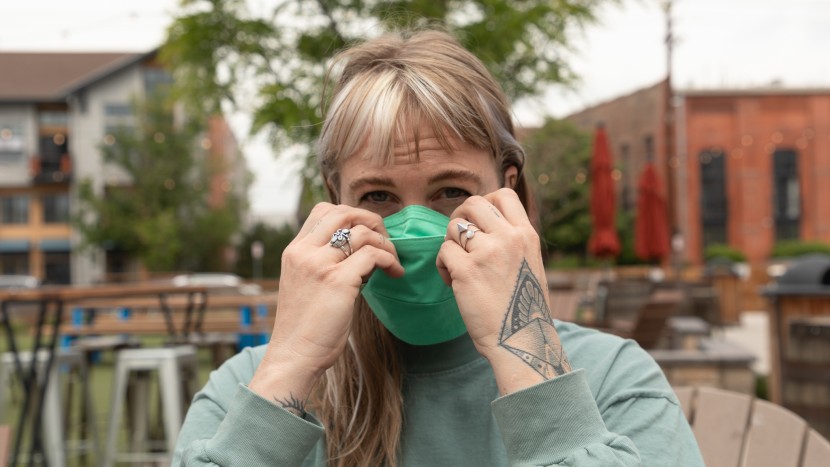 face mask - once the base camp is properly adjusted it is very comfortable.