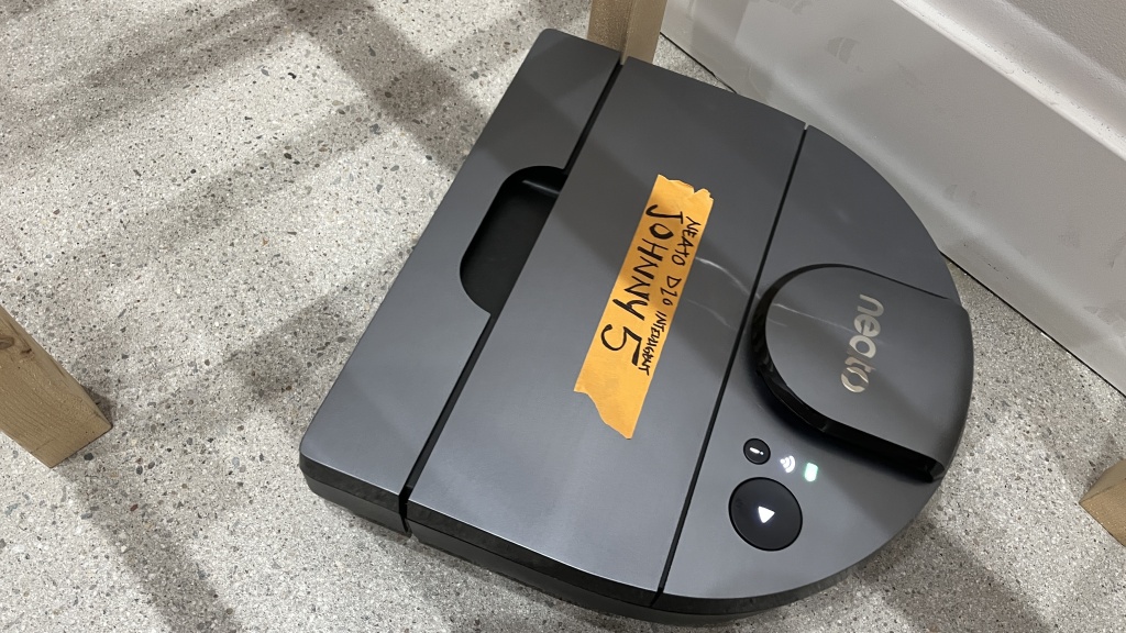 neato d10 intelligent - the d10 does an okay job navigating obstacles.