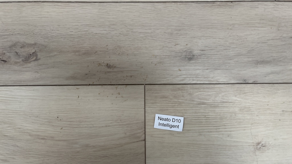 neato d10 intelligent - an attempt to clean hard surfaces.