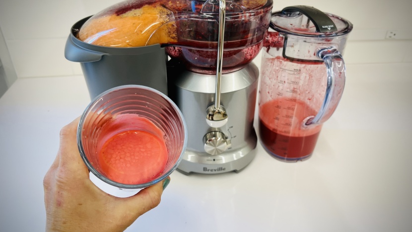 breville the juice fountain cold - the breville in action juicing our "sunset" recipe.