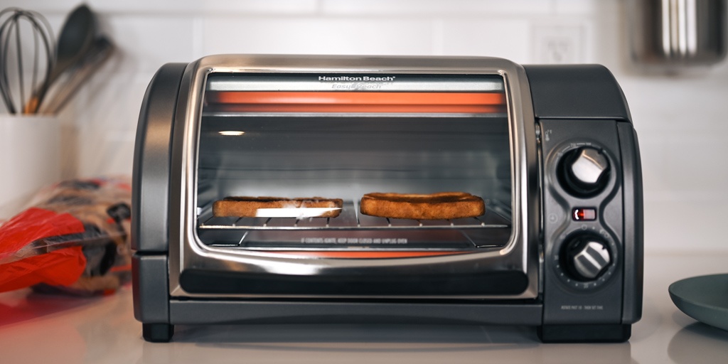 hamilton beach easy reach 4-slice toaster oven review