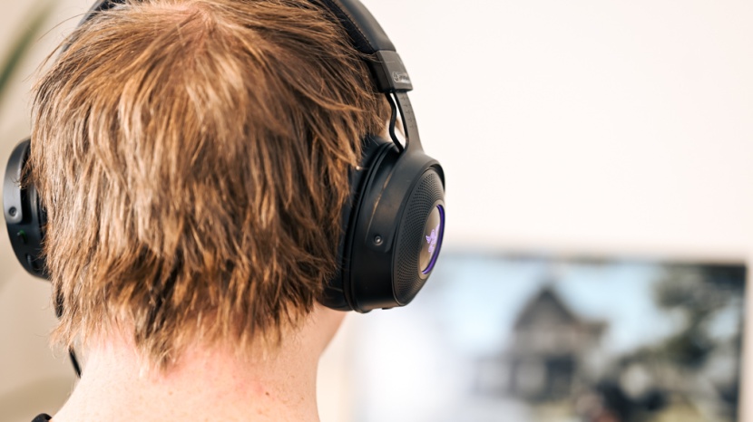 gaming headset - the kraken has no audio distortion issues; its sound was true to the...