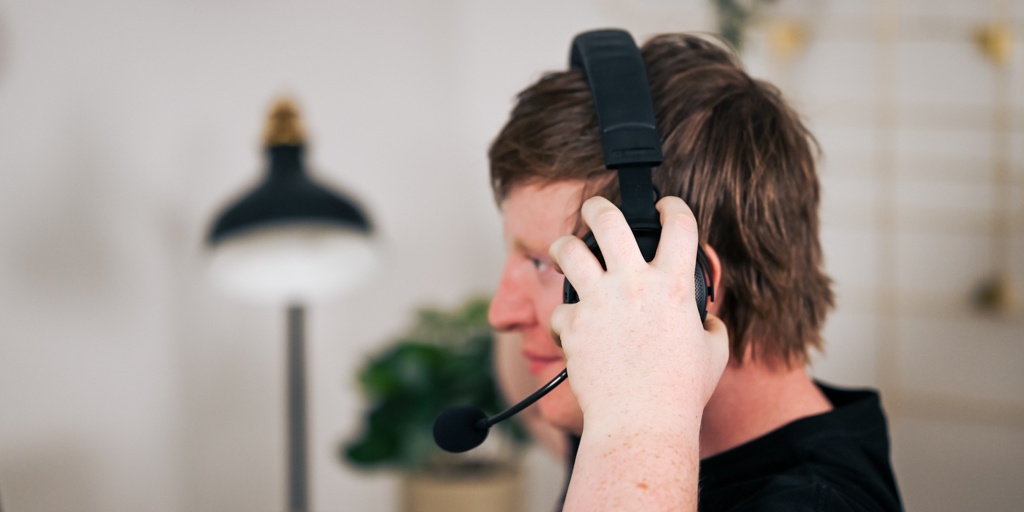 kraken v3 hypersense - we are big fans of the kraken's headband. it's well padded and fits...