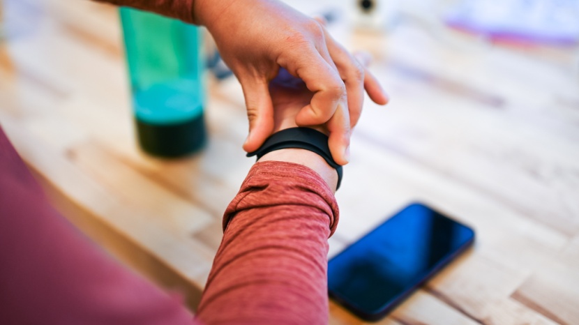 xiaomi mi band 6 - this light and low-profile tracker will not slow down your movements.