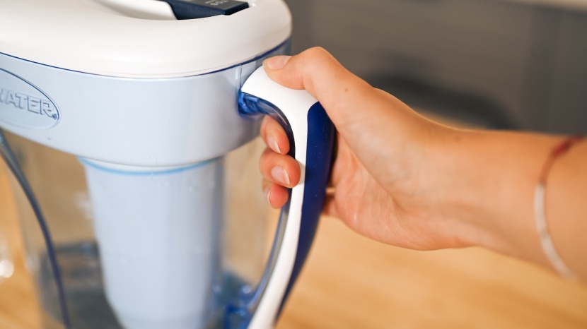 zerowater 12-cup pitcher - the ergonomic handle on this model aids in smooth pouring.