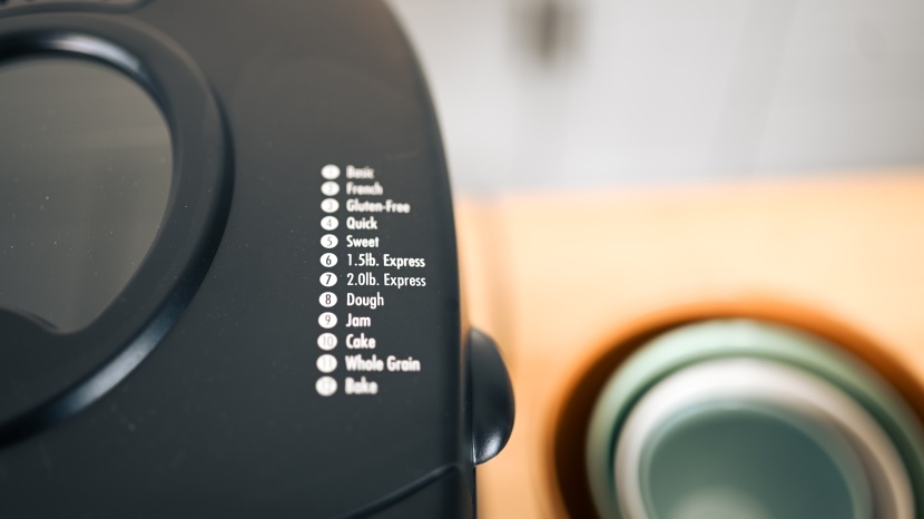 hamilton beach homebaker - the homebaker offers many different baking options.