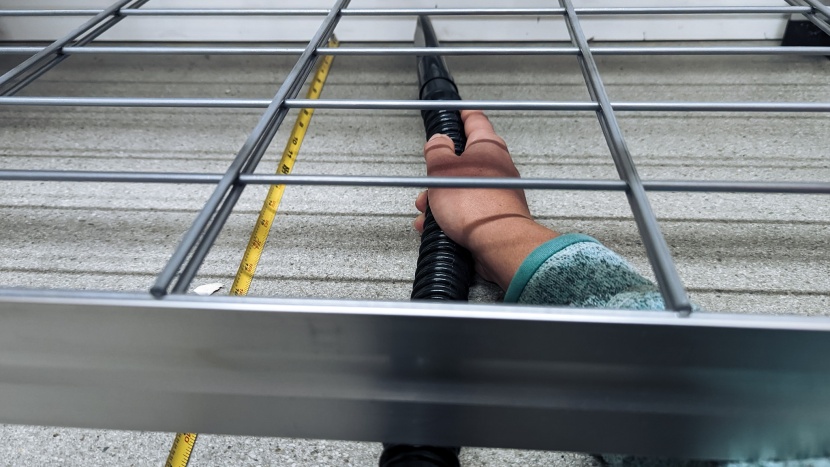 wyze handheld - the wyze has one heck of reach with its hose attachment.